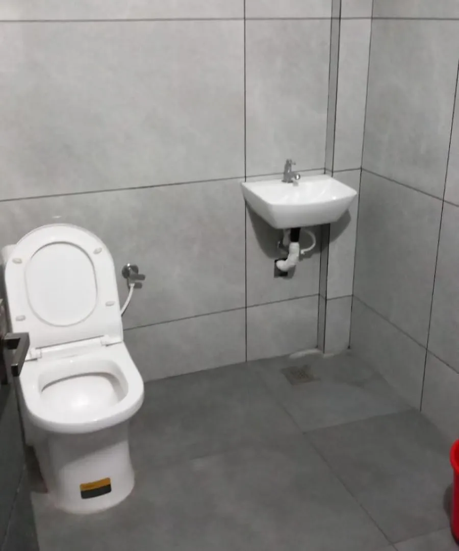 Hotel S V S Rooms Kochi